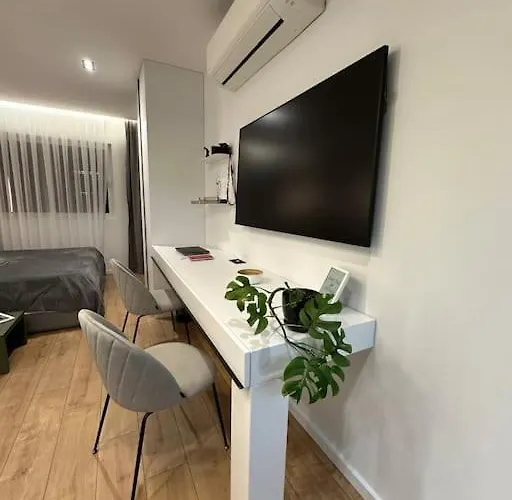 Elegant - Center شقة *