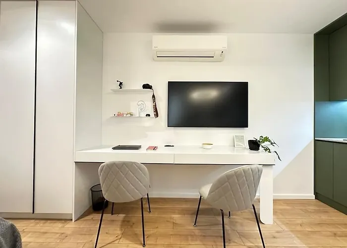 Elegant - Center * تيرانا
